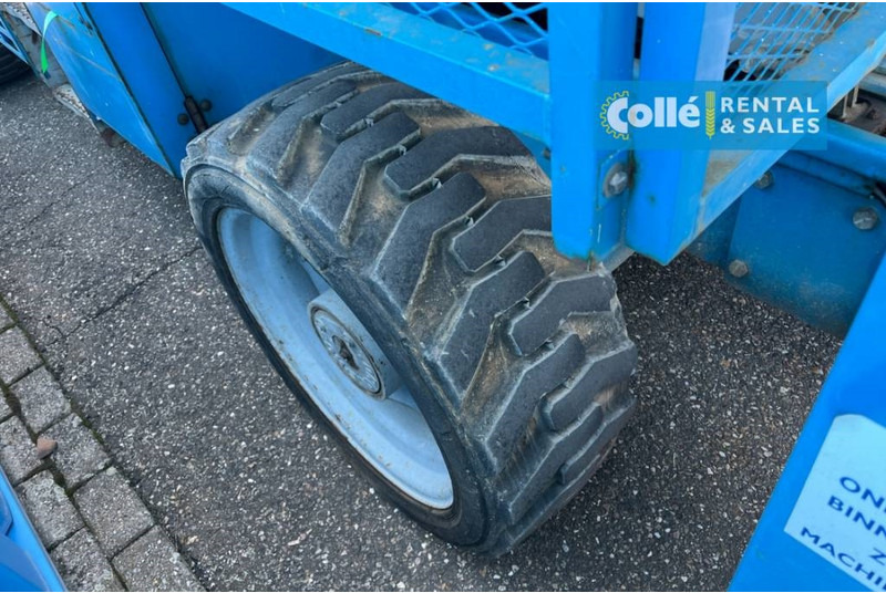 Scissor lift Genie GS 4390 RT | 2008: picture 11