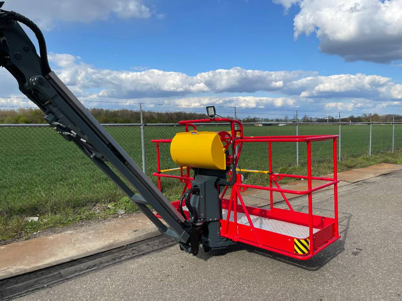 MAGNI BT24RT BT 24 RT 4x4x4 454kg! 24m! - Telescopic boom: picture 3 MAGNI BT24RT BT 24 RT 4x4x4 454kg! 24m! - Telescopic boom: picture 3