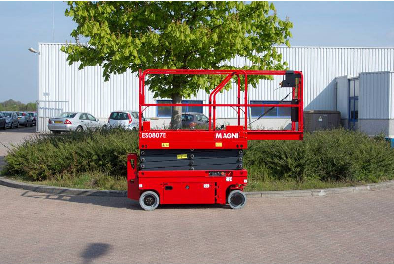 MAGNI ES0807E - Scissor lift: picture 5 MAGNI ES0807E - Scissor lift: picture 5