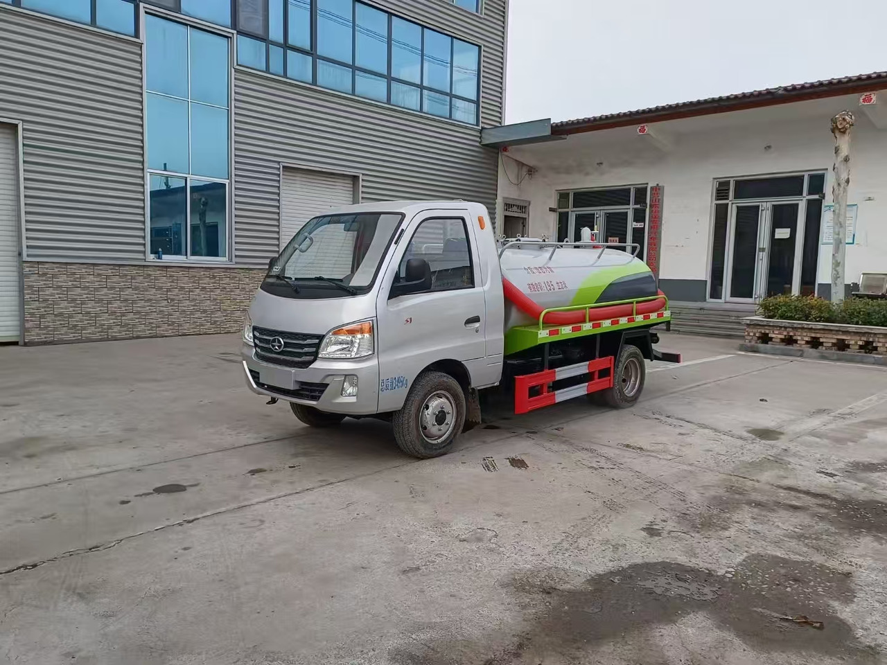 DAYUN  - Tank truck: picture 1 DAYUN  - Tank truck: picture 1