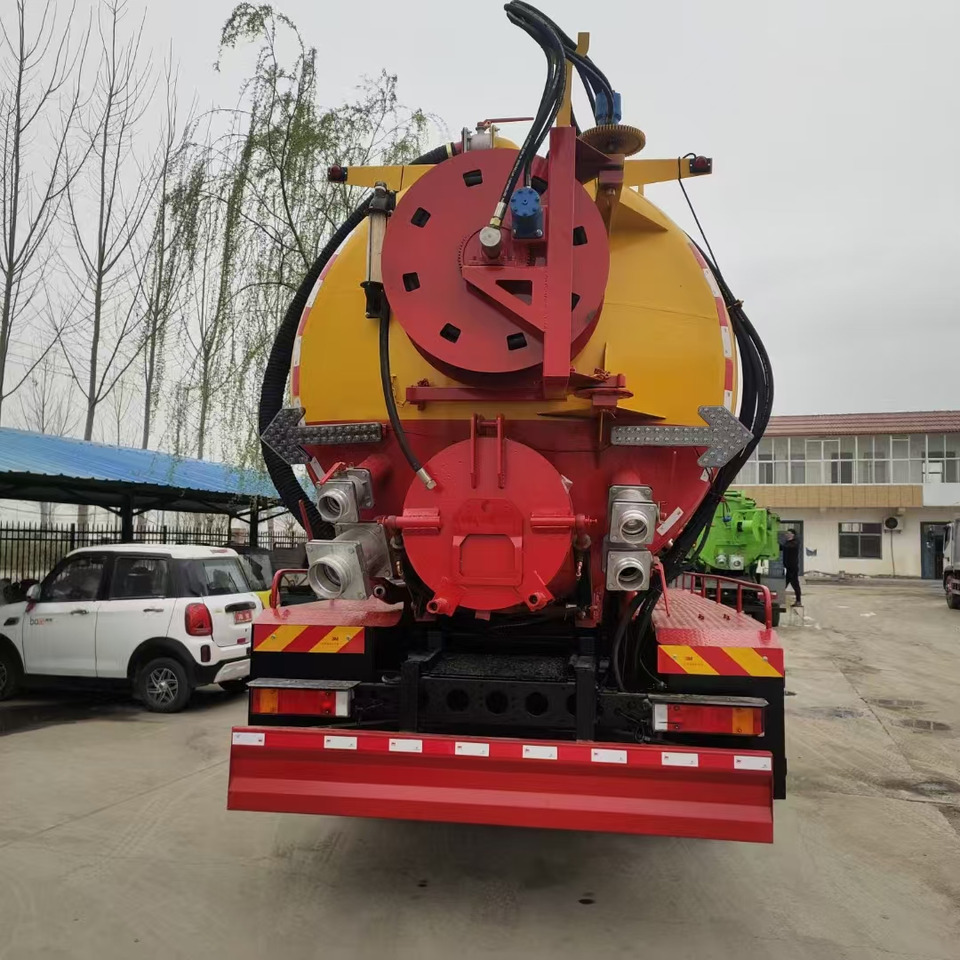 DONFENG  - Municipal/ Special vehicle: picture 2 DONFENG  - Municipal/ Special vehicle: picture 2