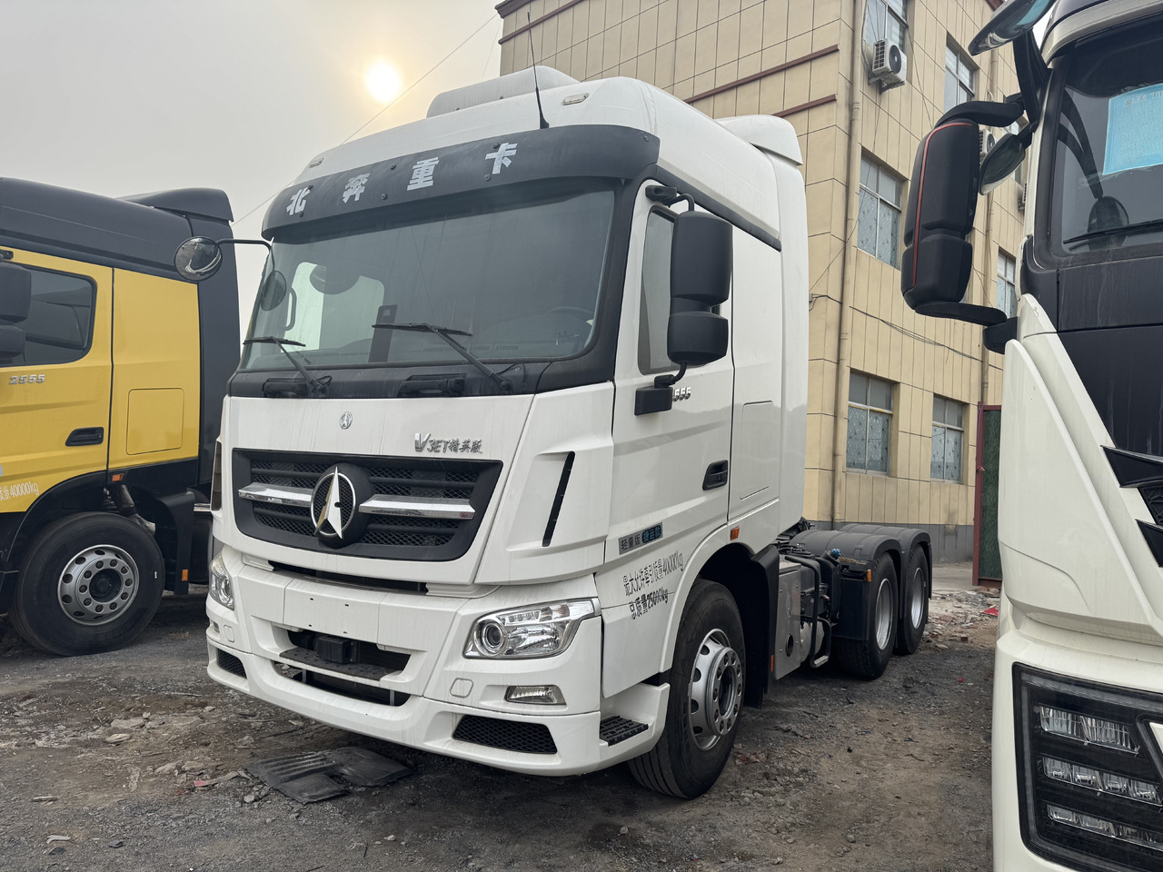 BEIBEN V3ET - Tractor unit: picture 2 BEIBEN V3ET - Tractor unit: picture 2