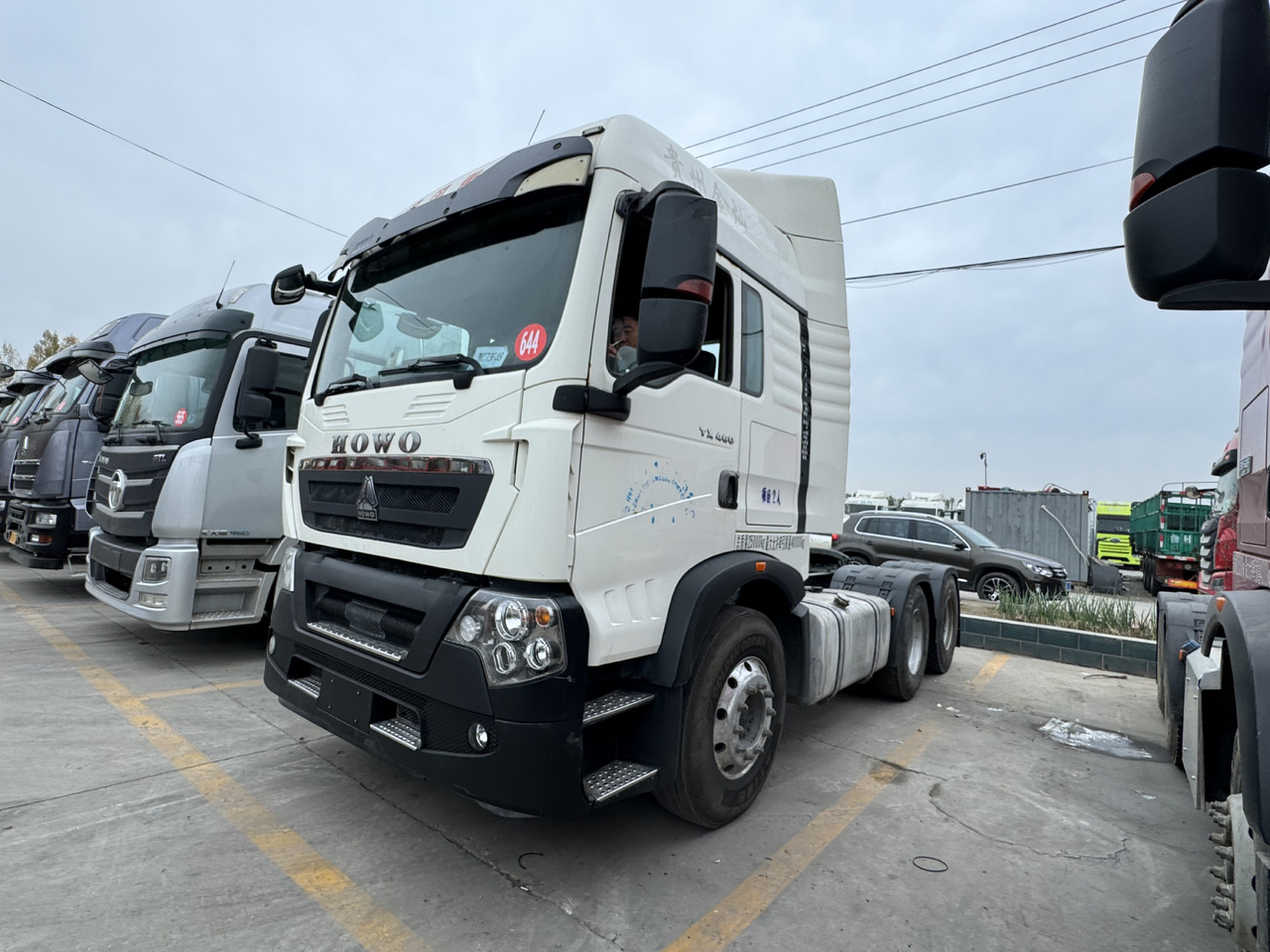 HOWO TRACTOR - Tractor unit: picture 2 HOWO TRACTOR - Tractor unit: picture 2