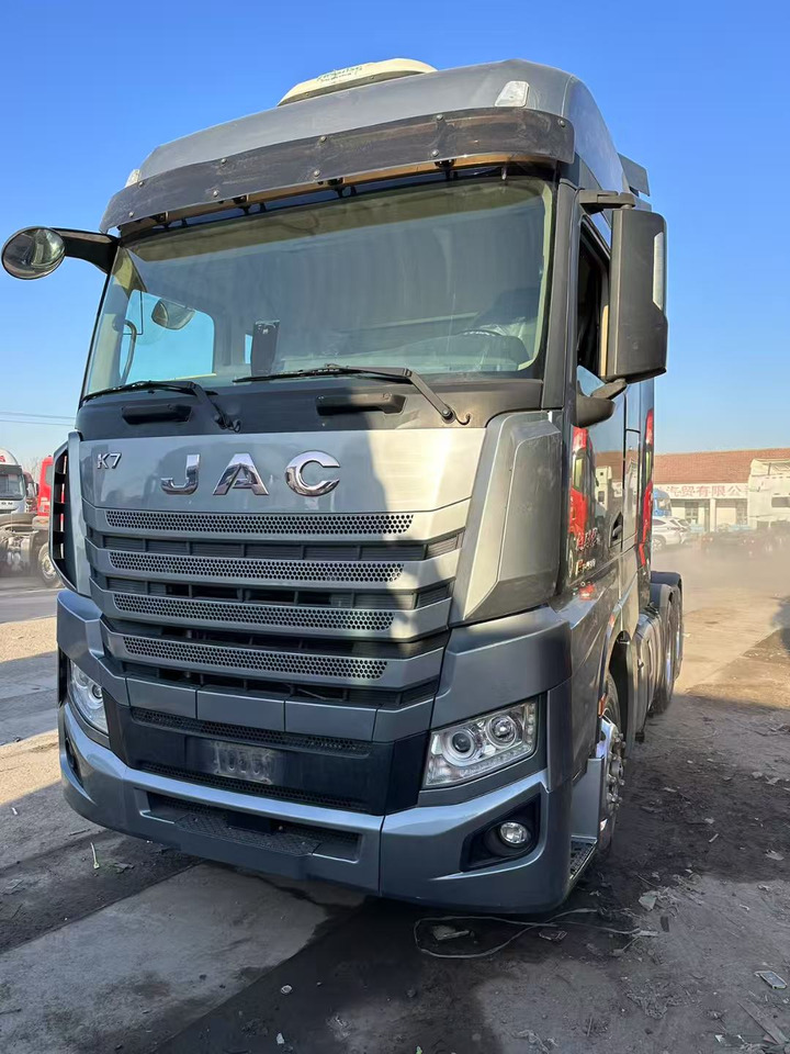 JAC K7 - Tractor unit: picture 1 JAC K7 - Tractor unit: picture 1