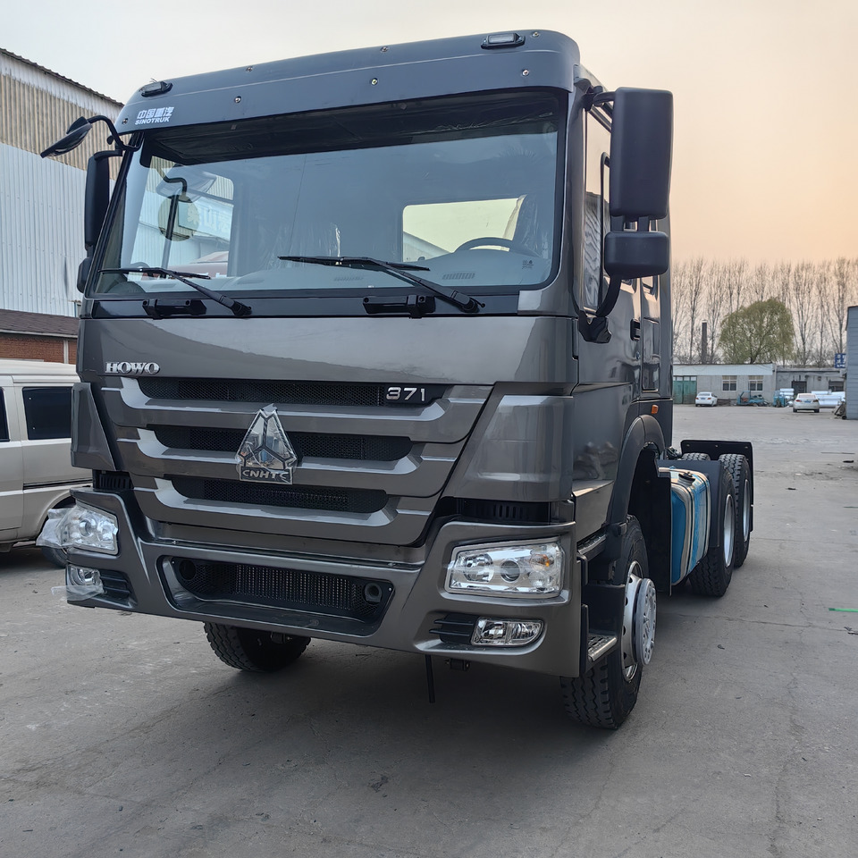 SINOTRUCK HOWO - Tractor unit: picture 1 SINOTRUCK HOWO - Tractor unit: picture 1
