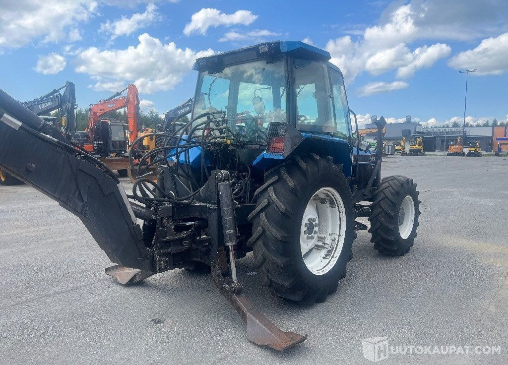 Ford 6640 SL / Kaivuulaite, 4 kauhaa, 1995, 10 052 h, Ilmajoki - Agricultural machinery: picture 4 Ford 6640 SL / Kaivuulaite, 4 kauhaa, 1995, 10 052 h, Ilmajoki - Agricultural machinery: picture 4