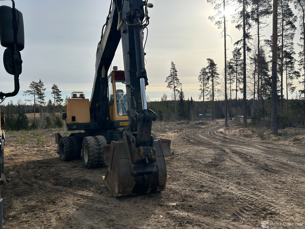Åkerman H7 MC Pyörällustainen kaivinkone etupuskulevyllä, 1991, Kruunupyy - Wheel excavator: picture 5 Åkerman H7 MC Pyörällustainen kaivinkone etupuskulevyllä, 1991, Kruunupyy - Wheel excavator: picture 5