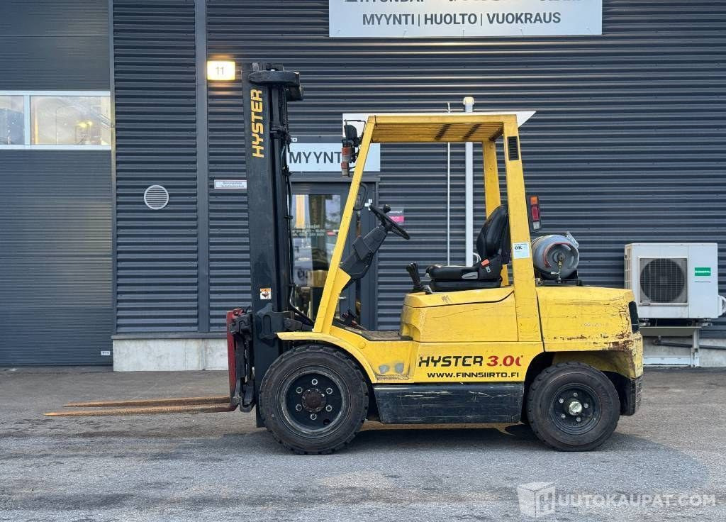 Hyster H3.00XM , 2000, 8 850 h Trukki, Lieto - Construction machinery: picture 1 Hyster H3.00XM , 2000, 8 850 h Trukki, Lieto - Construction machinery: picture 1