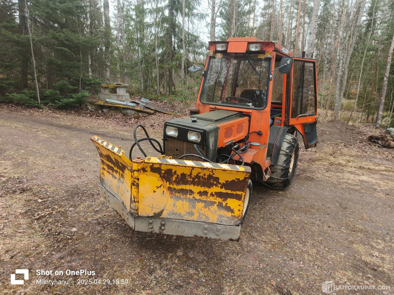 Municipal tractor Holder 460, 2000 Pien Traktori Intexw, Mäntyharju: picture 1