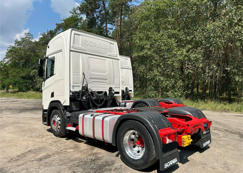 Scania R450 NAUKA JAZDY RETARDER  STANDARD 7300kg / DOBRA POD WYWROTKĘ / KLIMA POSTOJOWA z Niemiec HYDRAULIKA - Tractor unit: picture 4 Scania R450 NAUKA JAZDY RETARDER  STANDARD 7300kg / DOBRA POD WYWROTKĘ / KLIMA POSTOJOWA z Niemiec HYDRAULIKA - Tractor unit: picture 4