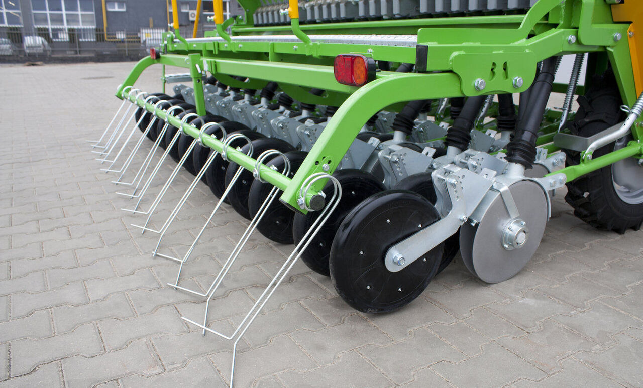 New Seed drill Bomet S004 2,5m uniwersalny Scorpius: picture 6