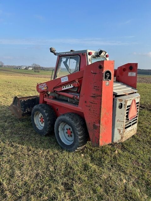 Gehl 4625 - Skid steer loader: picture 1 Gehl 4625 - Skid steer loader: picture 1