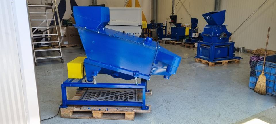 Siebmaschine SM 3 - Screener: picture 1 Siebmaschine SM 3 - Screener: picture 1