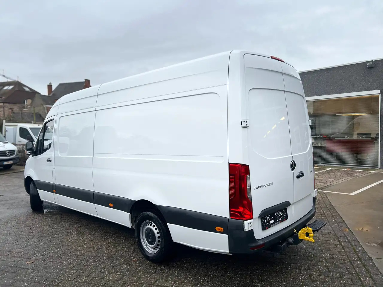 Mercedes-Benz Sprinter 315 L3H2 (31.000€ex) 3.5T SLEEP | MBUX | CRUISE - Panel van: picture 5 Mercedes-Benz Sprinter 315 L3H2 (31.000€ex) 3.5T SLEEP | MBUX | CRUISE - Panel van: picture 5
