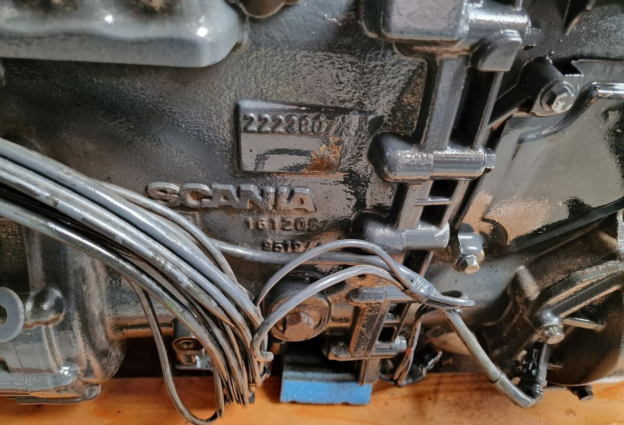 Scania GRS 895R NTG TMS 19R Scania GRS 895R NTG TMS truck - Gearbox for Truck: picture 1 Scania GRS 895R NTG TMS 19R Scania GRS 895R NTG TMS truck - Gearbox for Truck: picture 1