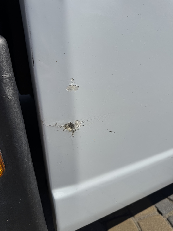 Ford F-Max - Aerodynamics/ Spoiler: picture 4 Ford F-Max - Aerodynamics/ Spoiler: picture 4