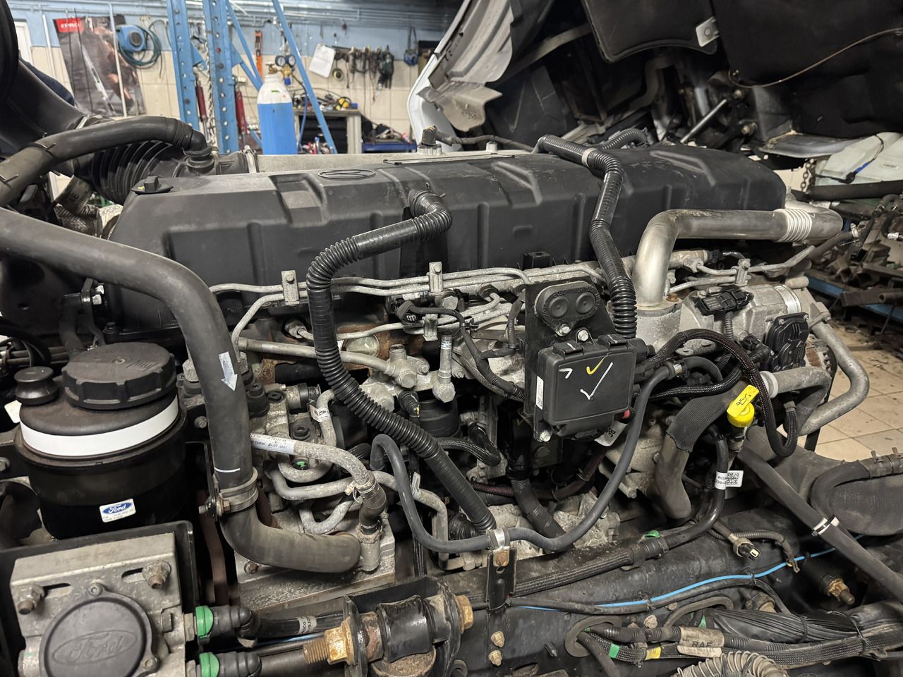 Ford F-Max - Engine: picture 5 Ford F-Max - Engine: picture 5