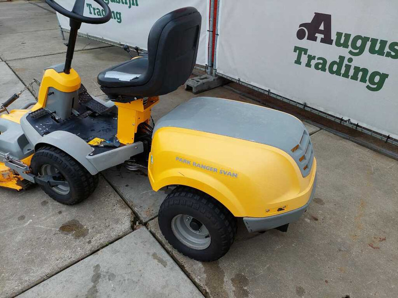 Stiga Park Svan - Garden mower: picture 2 Stiga Park Svan - Garden mower: picture 2