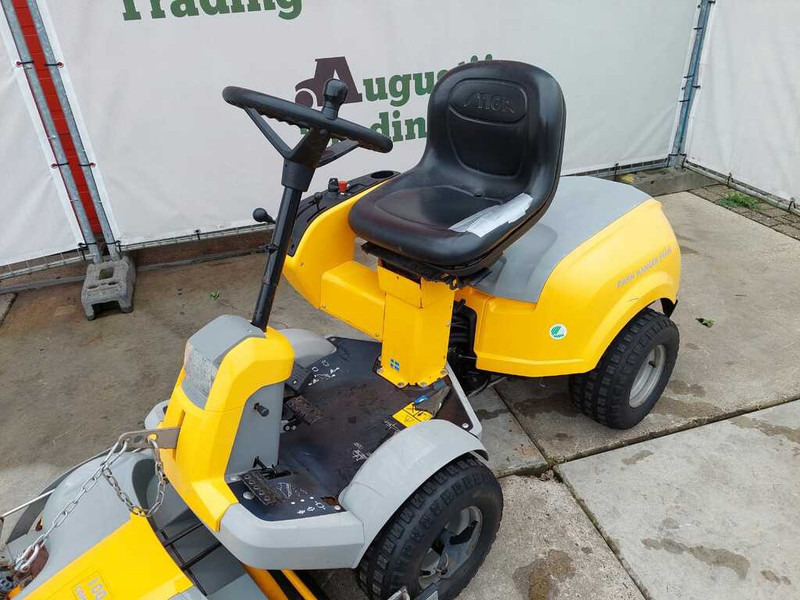 Stiga Park Svan - Garden mower: picture 5 Stiga Park Svan - Garden mower: picture 5