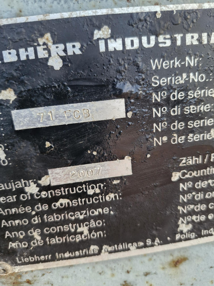 Liebherr 71EC B kreuz 3,80x3,80m - Crane: picture 2 Liebherr 71EC B kreuz 3,80x3,80m - Crane: picture 2