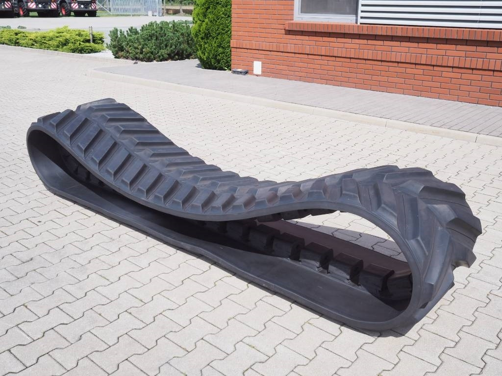 CAMSO Claas Lexion Terra Trac 635 mm 25" Rubber be - Track for Agricultural machinery: picture 3 CAMSO Claas Lexion Terra Trac 635 mm 25" Rubber be - Track for Agricultural machinery: picture 3