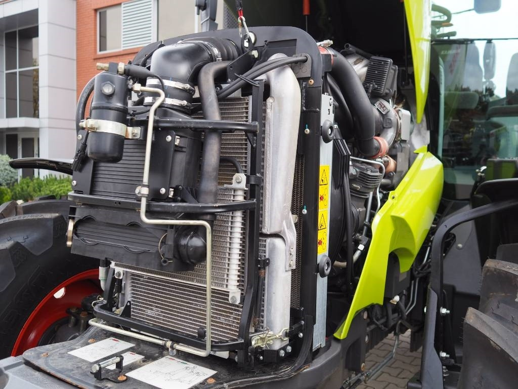 Farm tractor Claas Arion 610 CIS: picture 10