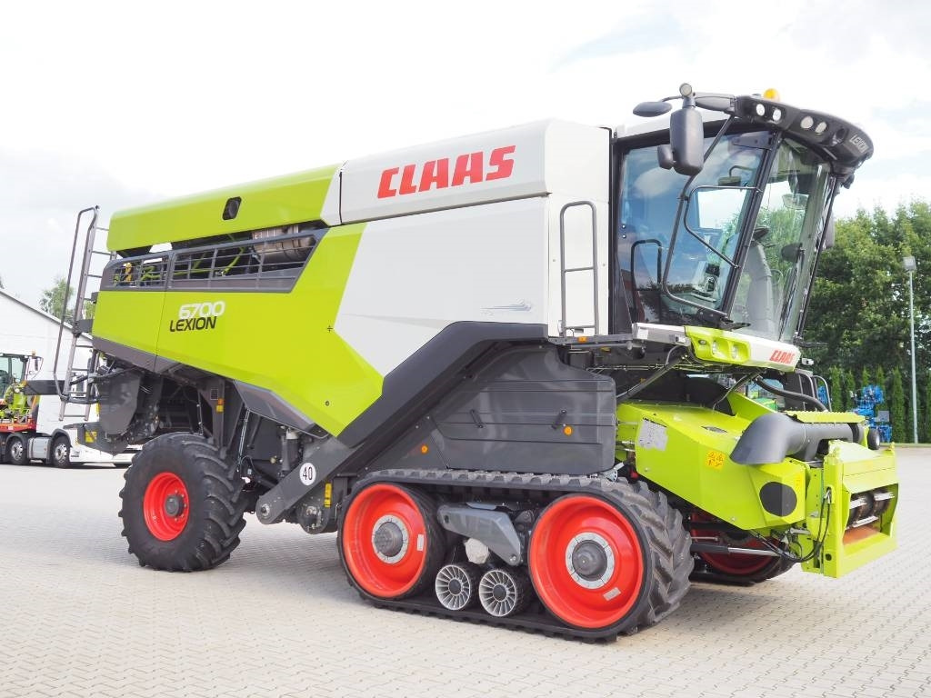 Claas Lexion 6700TT + Convio Flex 770 - Combine harvester: picture 4 Claas Lexion 6700TT + Convio Flex 770 - Combine harvester: picture 4