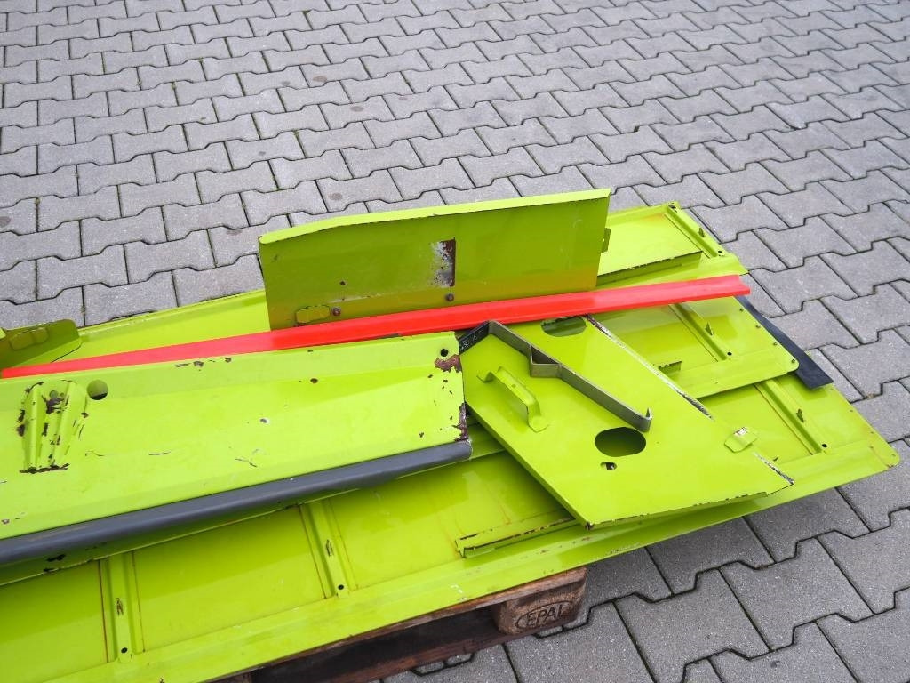 Claas Vario 660 - rapeseed kit  - Harvester attachment: picture 3 Claas Vario 660 - rapeseed kit  - Harvester attachment: picture 3