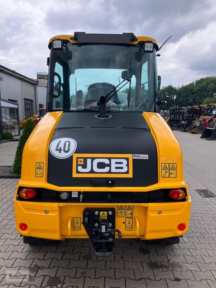 JCB 407 - Wheel loader: picture 3 JCB 407 - Wheel loader: picture 3