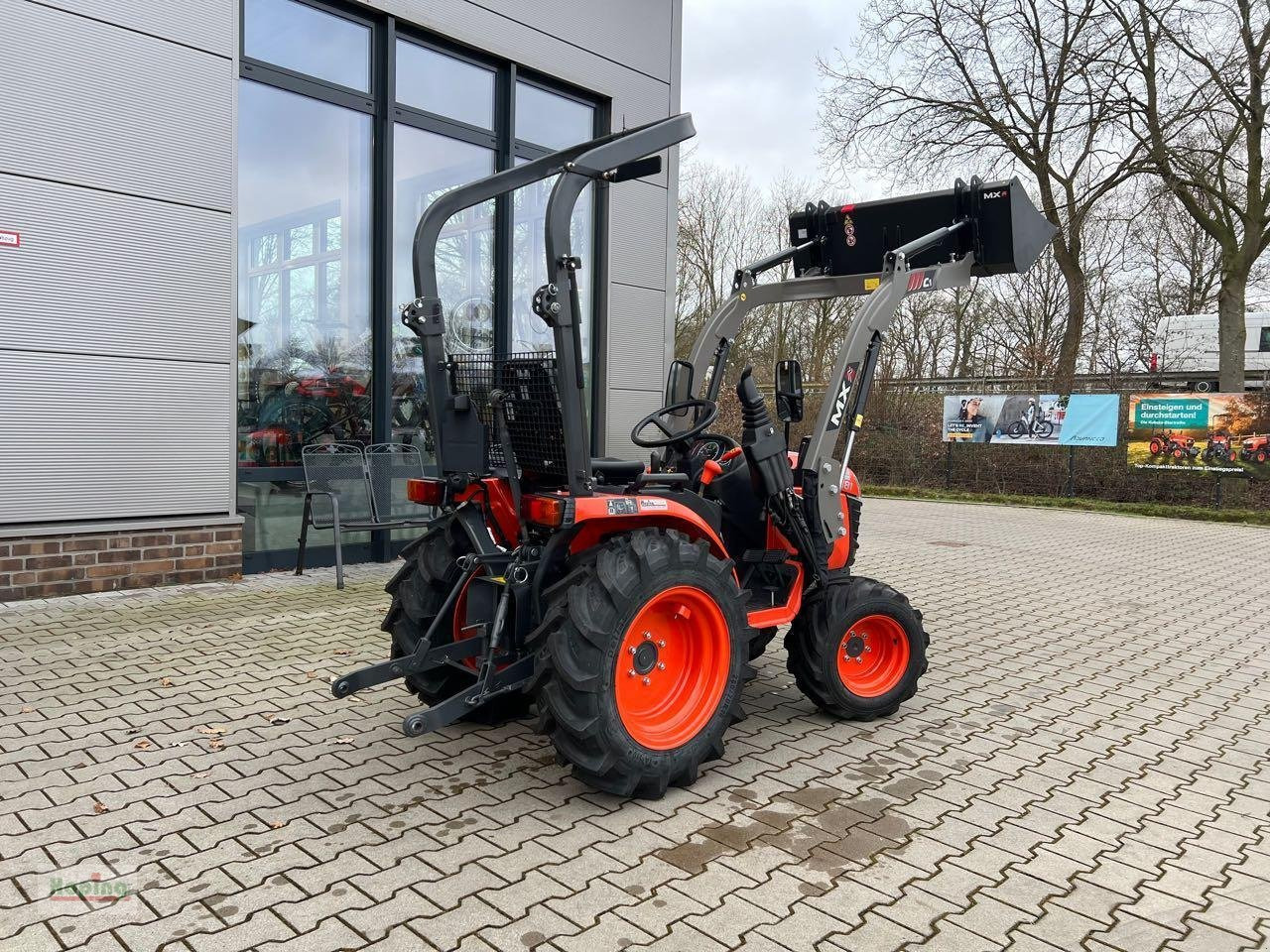 Kubota B1 181 - Municipal tractor: picture 3 Kubota B1 181 - Municipal tractor: picture 3