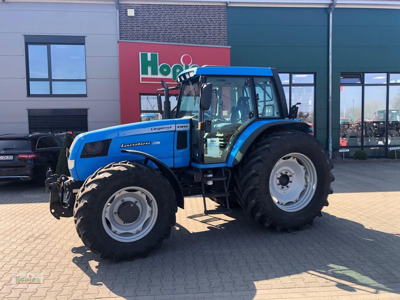 Landini Legend 130 Top - Farm tractor: picture 2 Landini Legend 130 Top - Farm tractor: picture 2