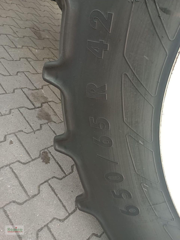 Farm tractor Valtra T203 D: picture 9