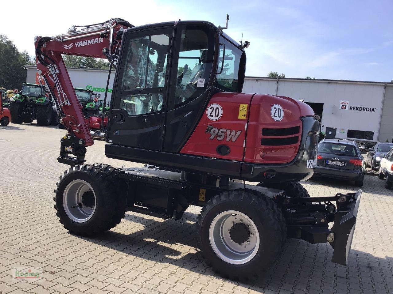 Yanmar B95W/5 - Mini excavator: picture 4 Yanmar B95W/5 - Mini excavator: picture 4