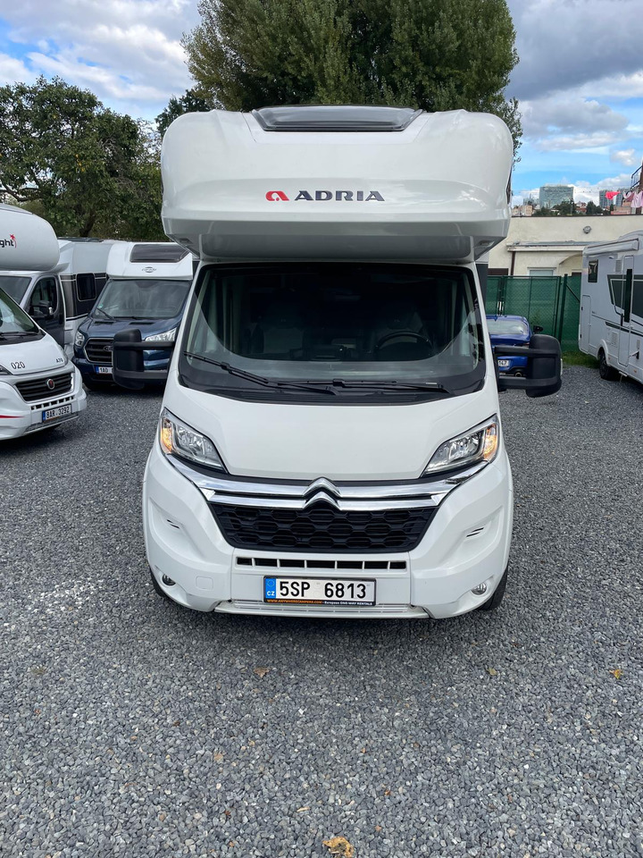 ADRIA Coral XL 670 - Alcove motorhome: picture 2 ADRIA Coral XL 670 - Alcove motorhome: picture 2