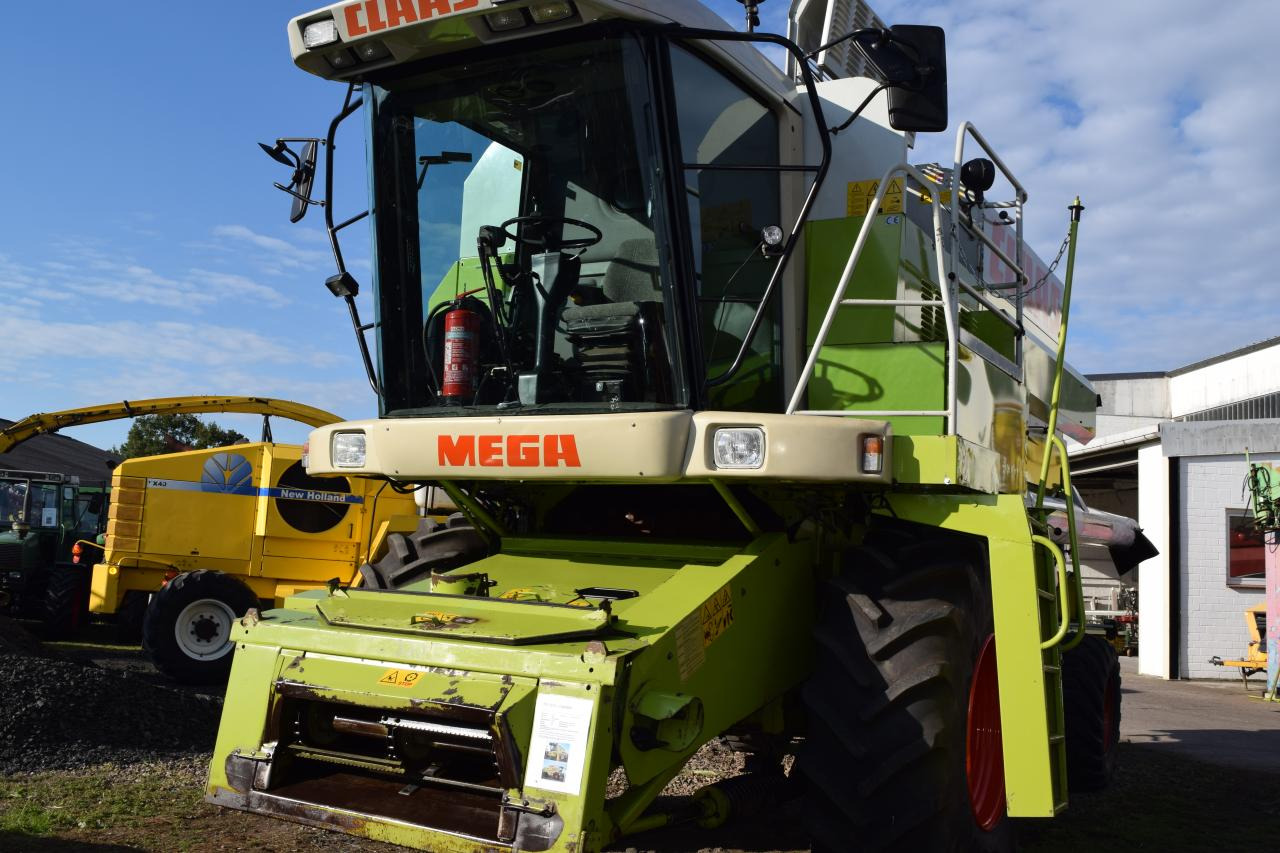 CLAAS Dominator 203 Mega - Combine harvester: picture 5 CLAAS Dominator 203 Mega - Combine harvester: picture 5