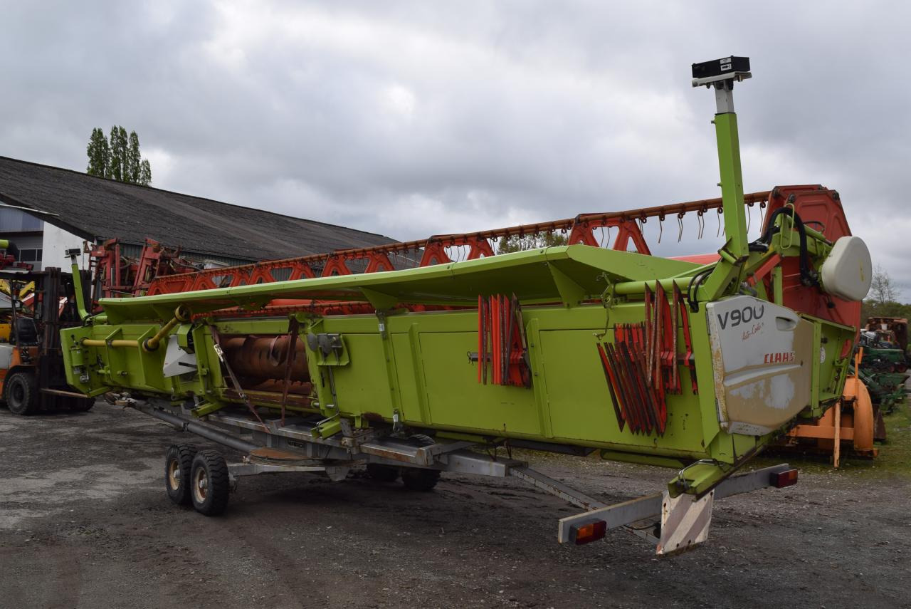 CLAAS V900 *Schneidwerk* - Grain header: picture 1 CLAAS V900 *Schneidwerk* - Grain header: picture 1