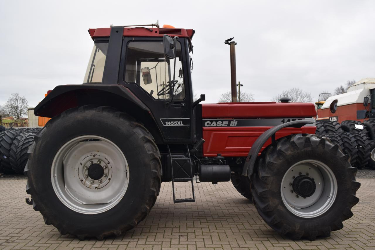Case-IH 1455 XL A - Farm tractor: picture 2 Case-IH 1455 XL A - Farm tractor: picture 2