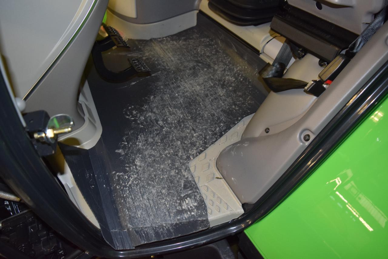 New Farm tractor Deutz-Fahr Agrotron 6205 G RC SHIFT: picture 9