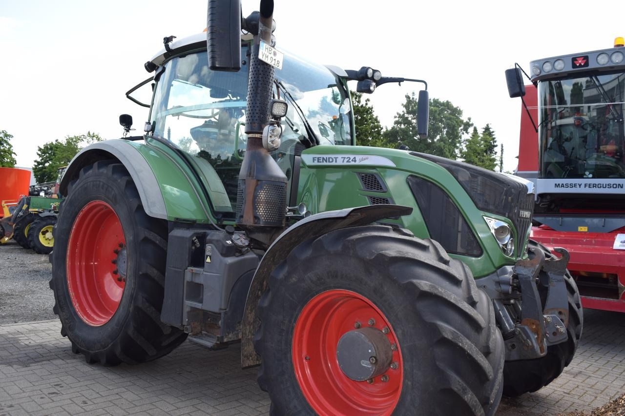 Fendt 724 Vario TMS SCR ProfiPlus - Farm tractor: picture 2 Fendt 724 Vario TMS SCR ProfiPlus - Farm tractor: picture 2