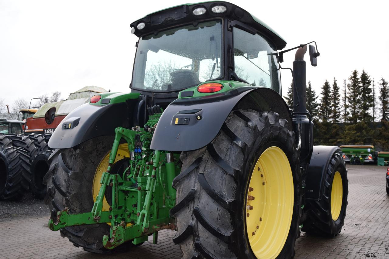 Farm tractor John Deere 6175 R: picture 7
