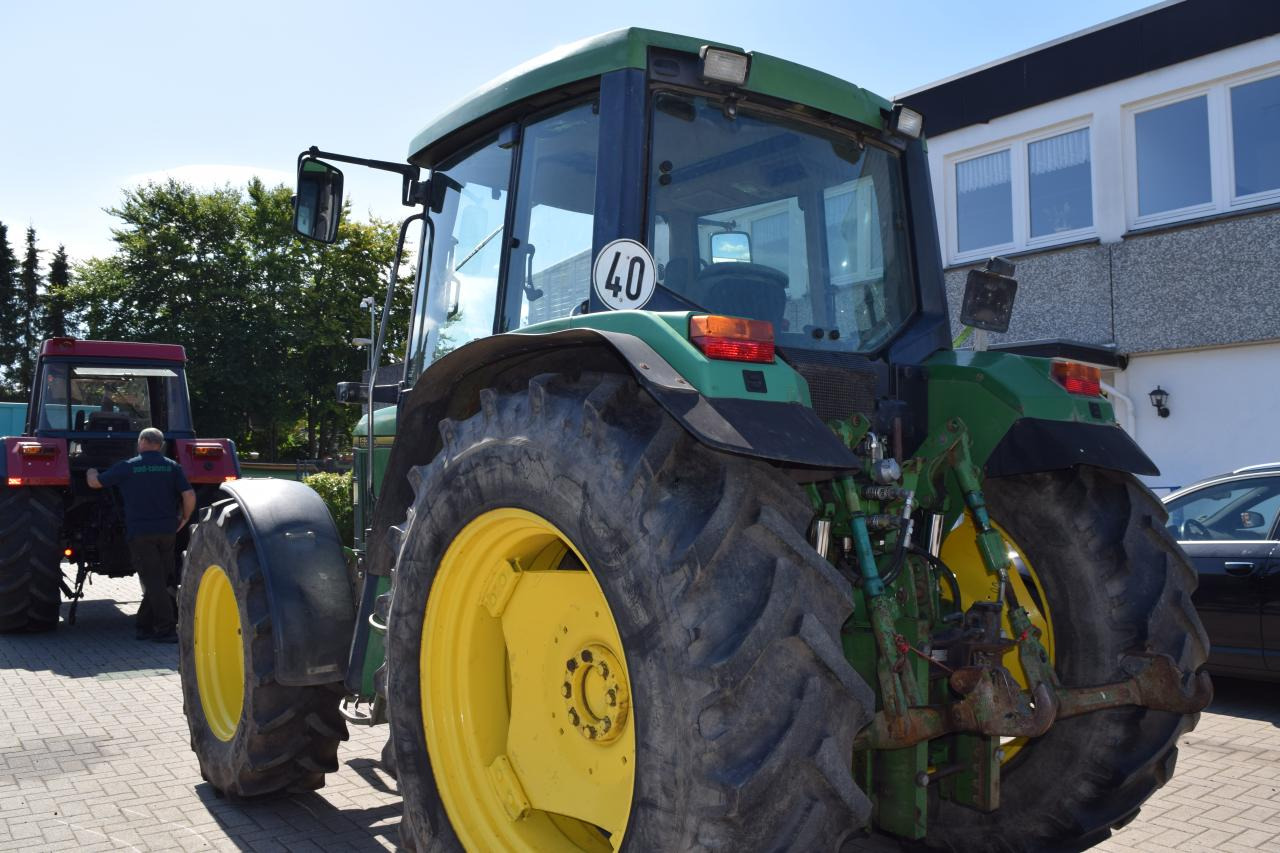 John Deere 6200 - Farm tractor: picture 4 John Deere 6200 - Farm tractor: picture 4