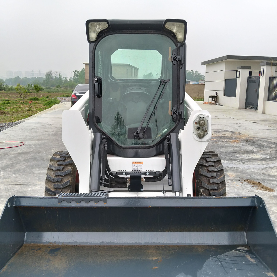 BOBCAT S550 - Skid steer loader: picture 4 BOBCAT S550 - Skid steer loader: picture 4