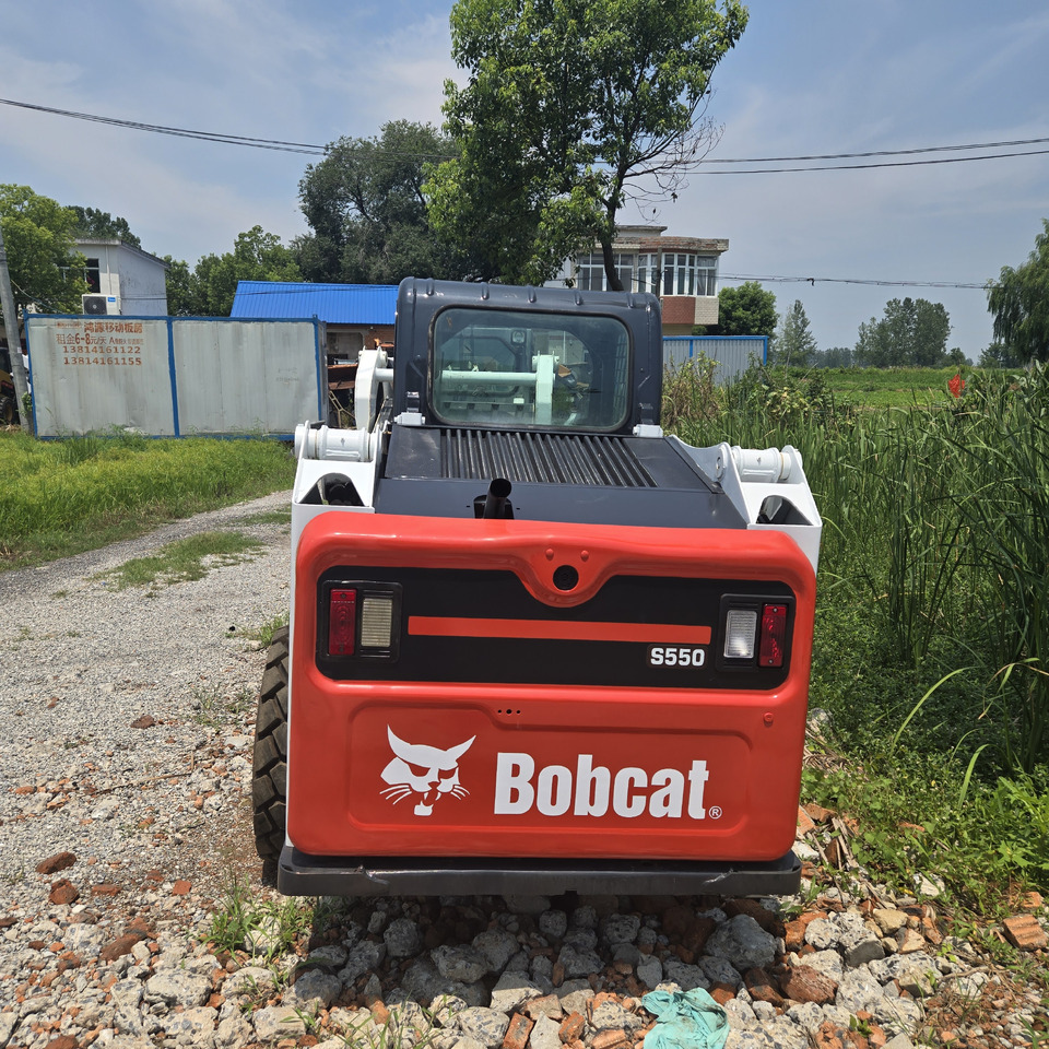 BOBCAT S550 - Skid steer loader: picture 3 BOBCAT S550 - Skid steer loader: picture 3