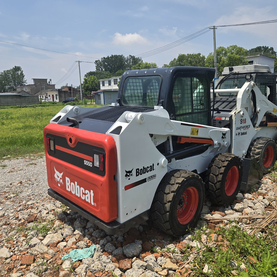 BOBCAT S550 - Skid steer loader: picture 5 BOBCAT S550 - Skid steer loader: picture 5