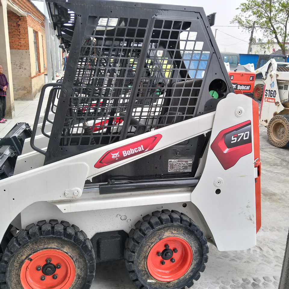 Bobcat S70 - Skid steer loader: picture 3 Bobcat S70 - Skid steer loader: picture 3