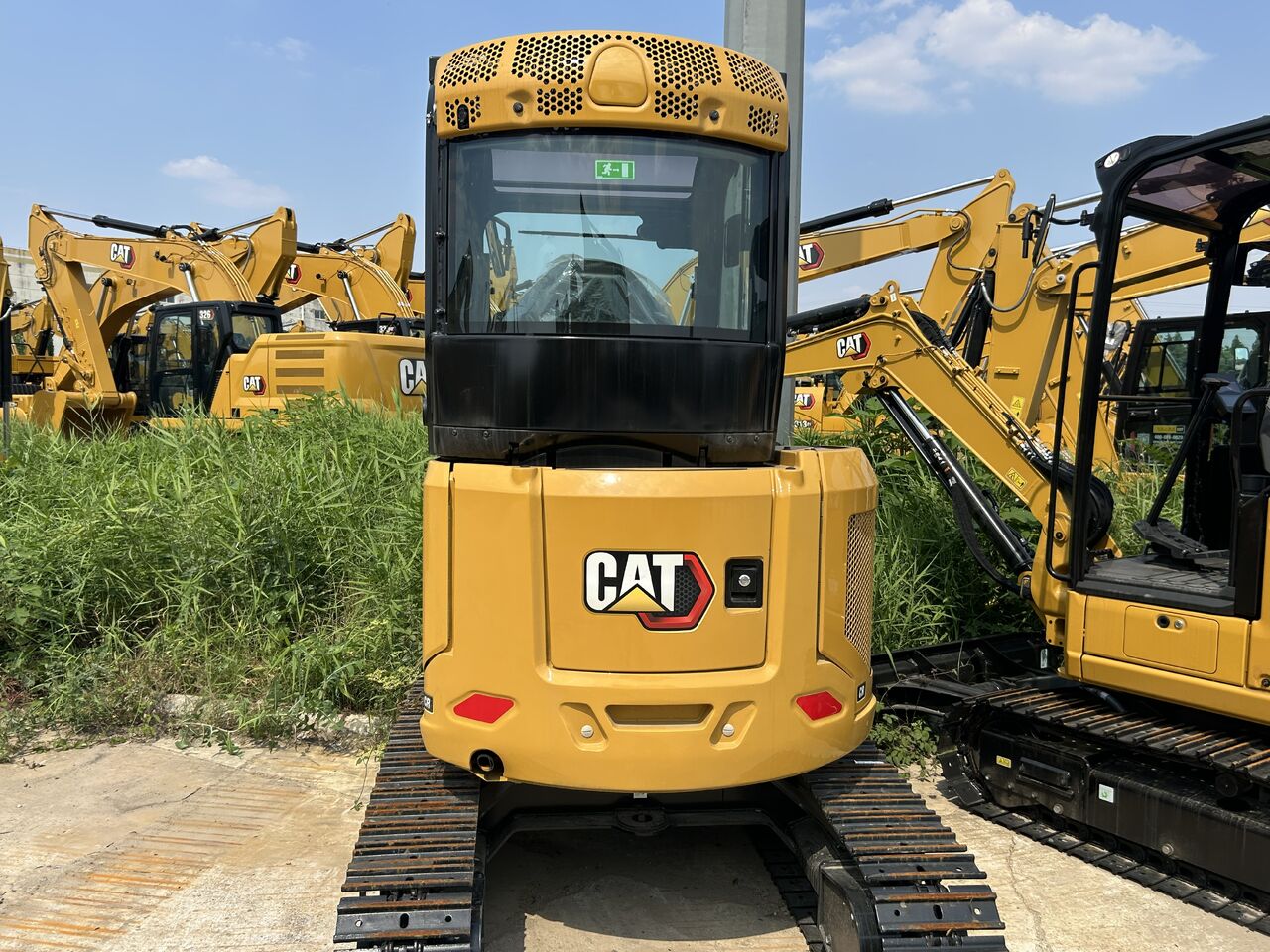CAT 303CR - Mini excavator: picture 4 CAT 303CR - Mini excavator: picture 4