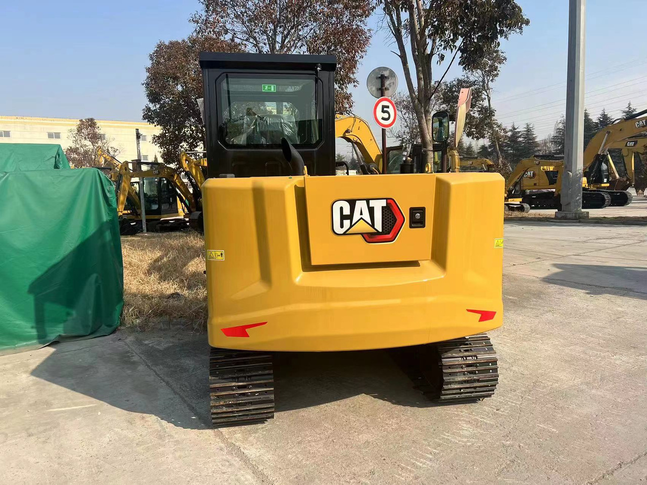 CAT 305.5 - Mini excavator: picture 3 CAT 305.5 - Mini excavator: picture 3