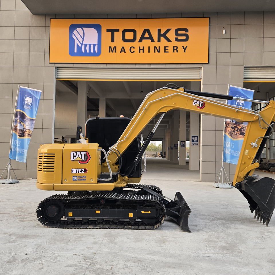CATERPILLAR 307E2 - Mini excavator: picture 1 CATERPILLAR 307E2 - Mini excavator: picture 1