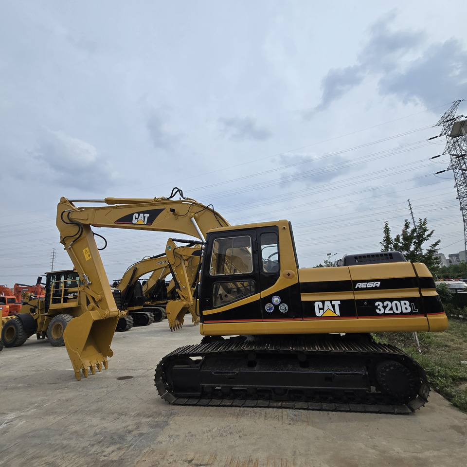 Crawler excavator CATERPILLAR 320BL: picture 6 Crawler excavator CATERPILLAR 320BL: picture 6