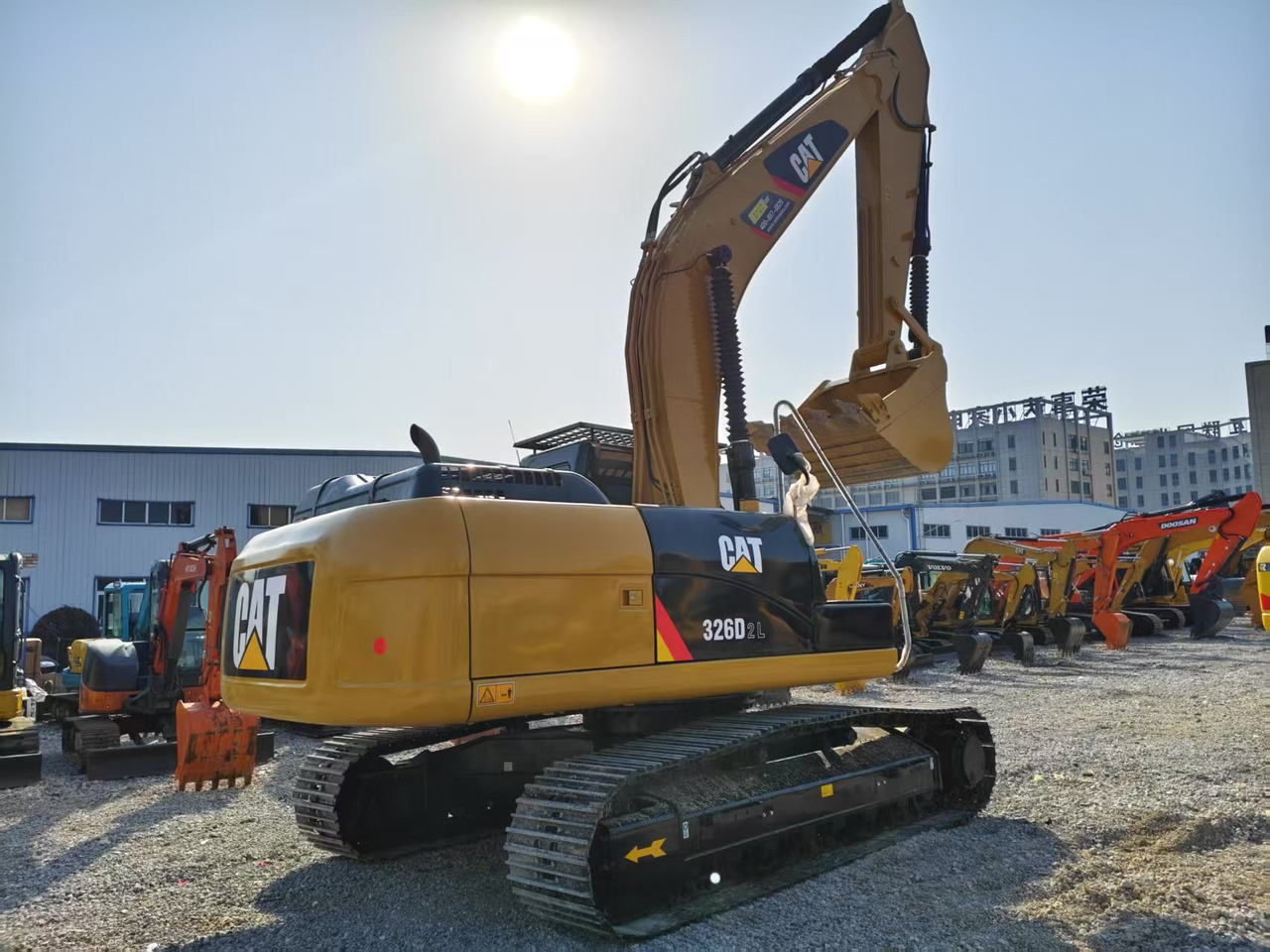 CATERPILLAR 326D2L - Demolition excavator: picture 2 CATERPILLAR 326D2L - Demolition excavator: picture 2